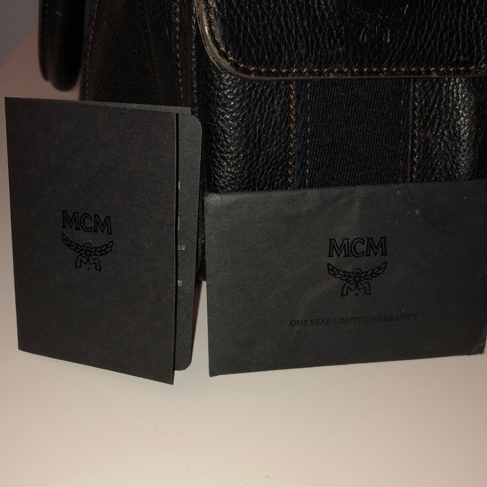 Authentic MCM handbag - Picture 6 of 7